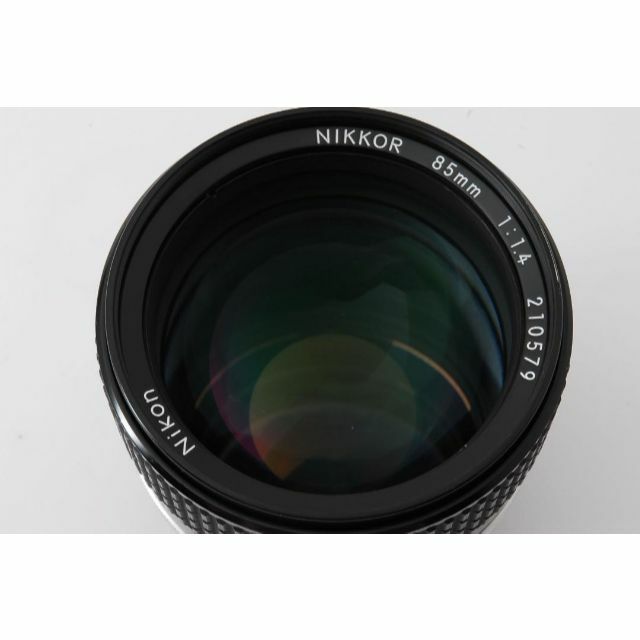 E15 / ニコン Ai-s NIKKOR 85mm F1.4 /4952-35-