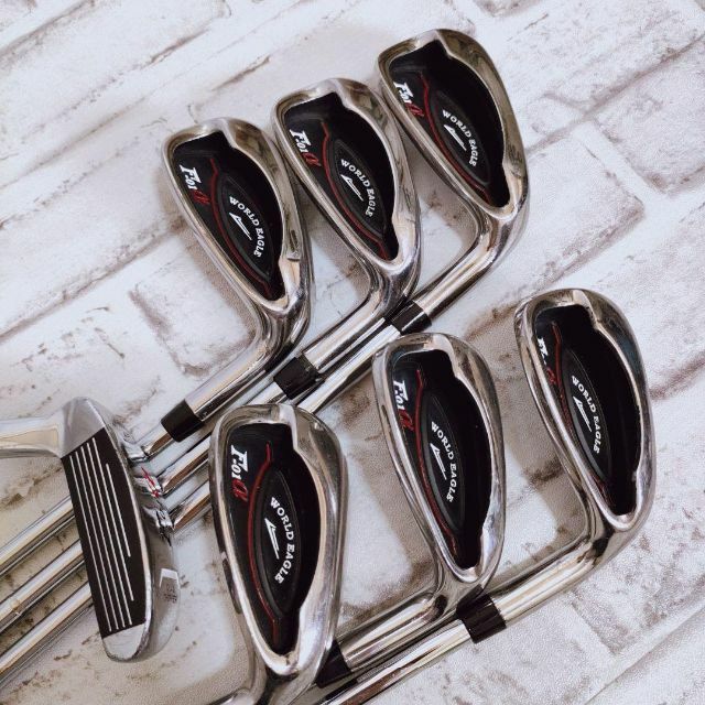 adidas(アディダス)の良品　アディダス　ワールドイーグル　メンズ　ゴルフ　クラブセット　10本　右　R スポーツ/アウトドアのゴルフ(クラブ)の商品写真