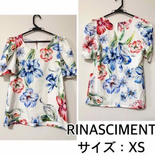 リナシメント(RINASCIMENTO)のRINASCIMENTO❤️フラワートップス　リナシメント(シャツ/ブラウス(半袖/袖なし))