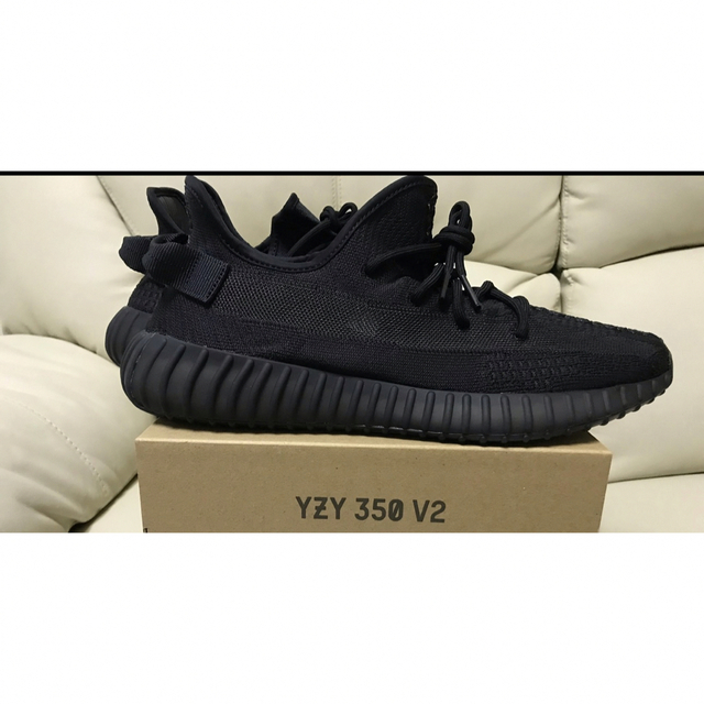 YEEZY（adidas）(イージー)のadidas YEEZY BOOST 350V2 ONYX イージーブースト  メンズの靴/シューズ(スニーカー)の商品写真