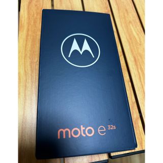 モトローラ(Motorola)のmoto e32s　スレートグレイ【新品未開封】(スマートフォン本体)