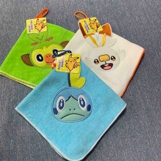 【新品】ポケモン　ループ付きタオル(タオル)