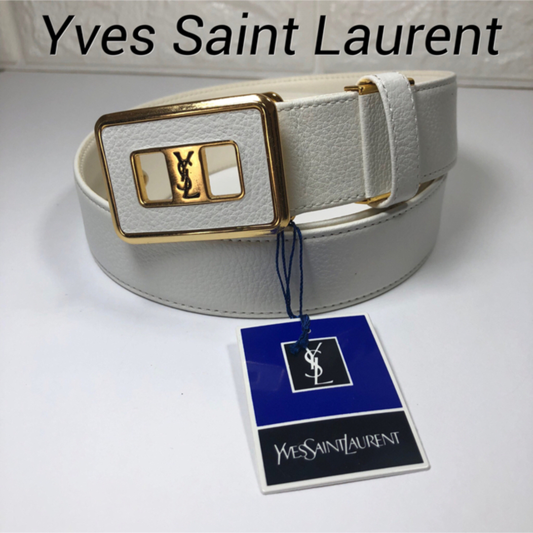 Yves Saint Laurent(イヴサンローラン)のイヴサンローラン　レザーベルト　牛革　新品未使用品　白　ホワイト メンズのファッション小物(ベルト)の商品写真