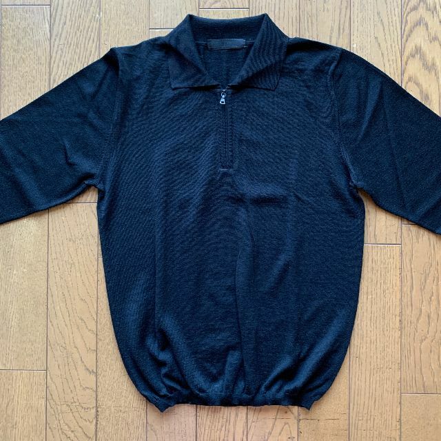約54センチ袖丈PRADAプラダ　ウール100％　薄手長袖セーター