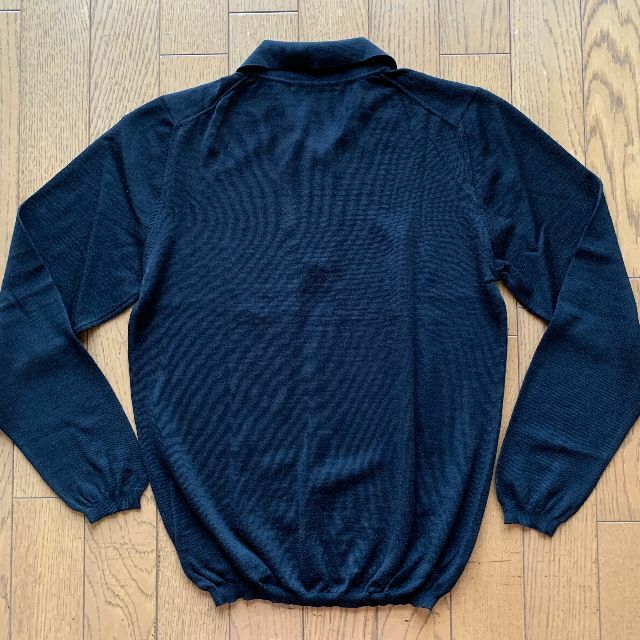 PRADAプラダ　ウール100％　薄手長袖セーター 3