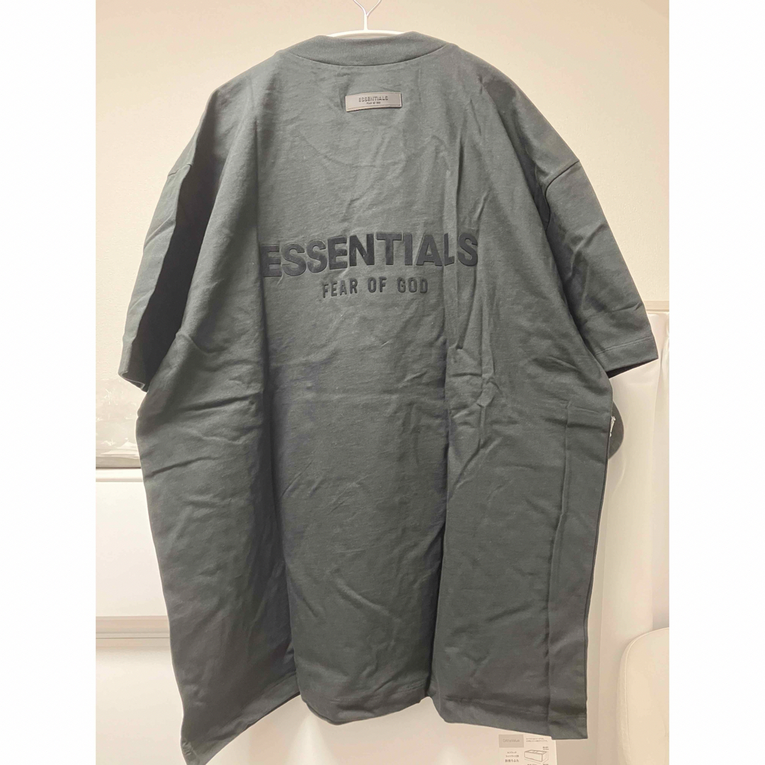 FEAR OF GOD(フィアオブゴッド)のESSENTIALS エッセンシャルズ Tシャツ 半袖 正規品 XL ブラック メンズのトップス(Tシャツ/カットソー(半袖/袖なし))の商品写真