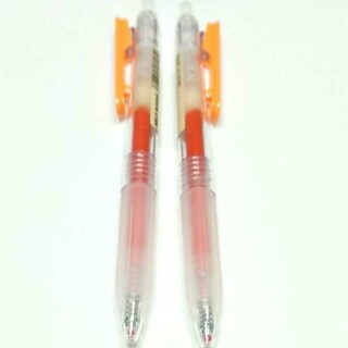 ムジルシリョウヒン(MUJI (無印良品))の無印良品 さらさら描けるゲルボールペン ノック式 オレンジ 0.5mm(ペン/マーカー)