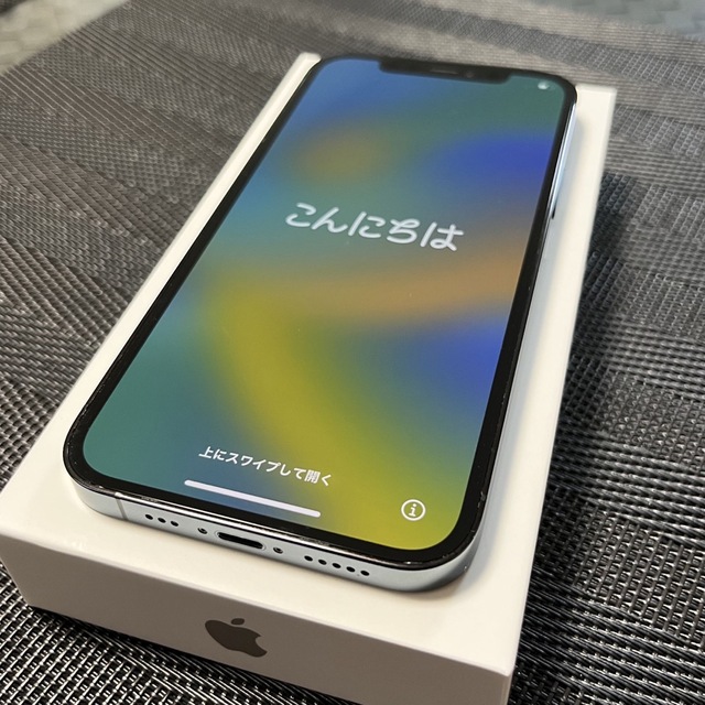 iPhone(アイフォーン)のiPhone12pro 256gb パシフィックブルー　SIMフリー スマホ/家電/カメラのスマートフォン/携帯電話(スマートフォン本体)の商品写真