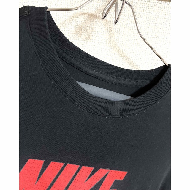 NIKE(ナイキ)の【美品】NIKE  半袖Tシャツ(ジェンダーフリー) レディースのトップス(Tシャツ(半袖/袖なし))の商品写真