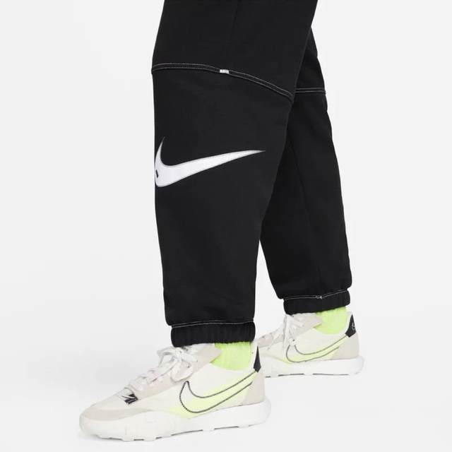 NIKE(ナイキ)の新品★NIKE★レディース★スウッシュ★ジョガーパンツ★スウェットパンツ★M レディースのパンツ(その他)の商品写真