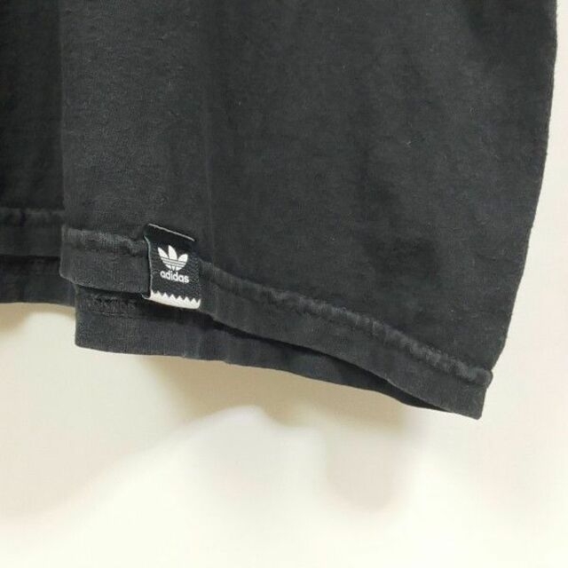 adidas(アディダス)のアディダス　半袖Ｔシャツ　ビッグプリント　デカロゴ　ゆるだぼ　トレフォイル　黒色 メンズのトップス(Tシャツ/カットソー(半袖/袖なし))の商品写真