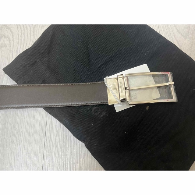 新品未使用ディオールオム ベルト リバーシブル黒茶 85