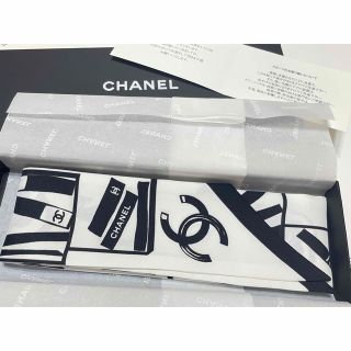 CHANEL シャネル スカーフ ヘアバンド ブック 本 ココマーク 馬 白 黒