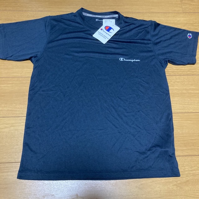 Champion(チャンピオン)の新品　チャンピオン(champion) Tシャツ　カットソー メンズのトップス(Tシャツ/カットソー(半袖/袖なし))の商品写真