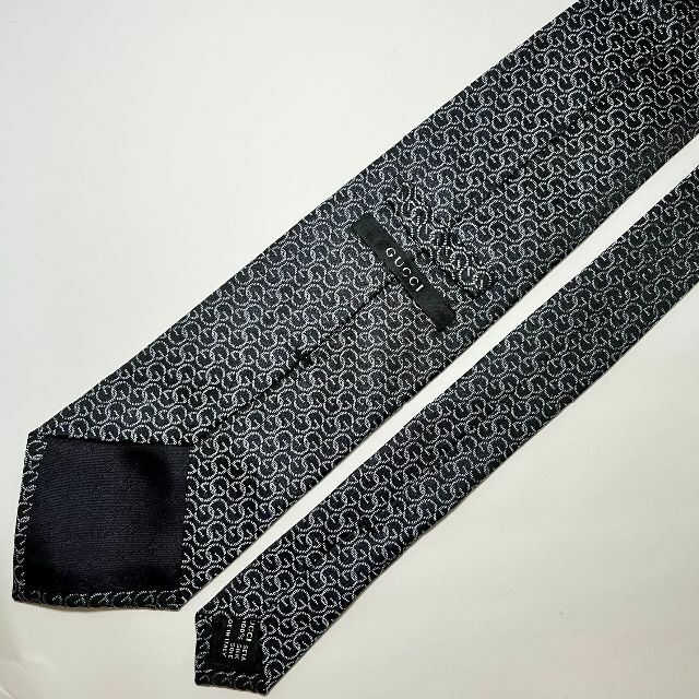 Gucci(グッチ)のグッチ GUCCI ネクタイ シルク ブラック ロゴ シック ロゴグラム 黒 絹 メンズのファッション小物(ネクタイ)の商品写真