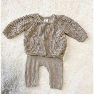 エイチアンドエム(H&M)のH&M ニットセットアップ　2-4m 60サイズ(ニット/セーター)