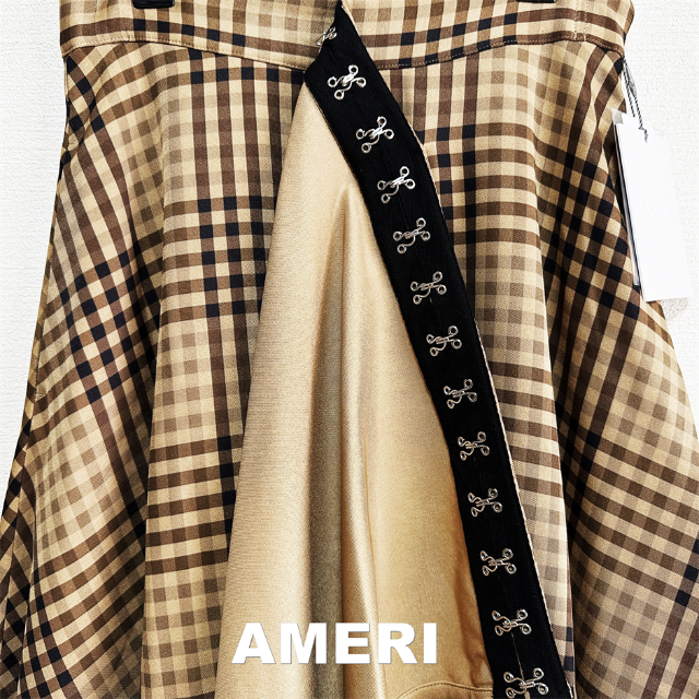 Ameri VINTAGE(アメリヴィンテージ)の【AMERI】RAFFLE FLARE CHECK SKIRT タグ付未使用 レディースのスカート(ロングスカート)の商品写真