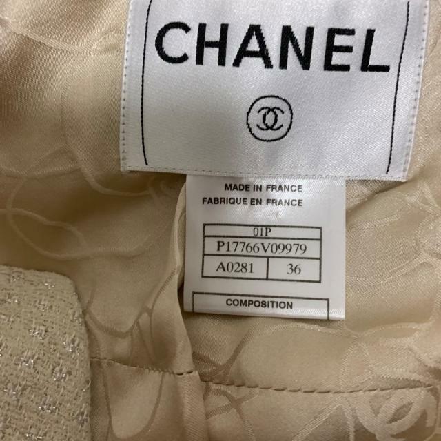 CHANEL(シャネル)のシャネル スカートスーツ レディース美品  レディースのフォーマル/ドレス(スーツ)の商品写真