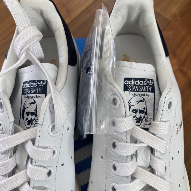 adidas(アディダス)のadidas STAN SMITH ホワイト系（ネイビー） レディースの靴/シューズ(スニーカー)の商品写真