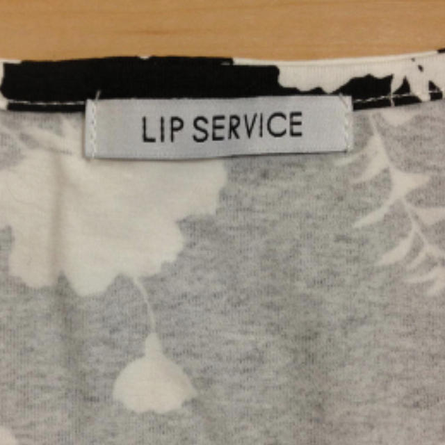 LIP SERVICE(リップサービス)のLIP ロンT 値下げ! レディースのトップス(Tシャツ(長袖/七分))の商品写真
