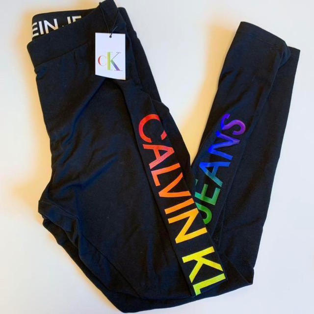 Calvin Klein(カルバンクライン)の【新品】カルバンクライン レインボー レギンス XS レディースのレッグウェア(レギンス/スパッツ)の商品写真