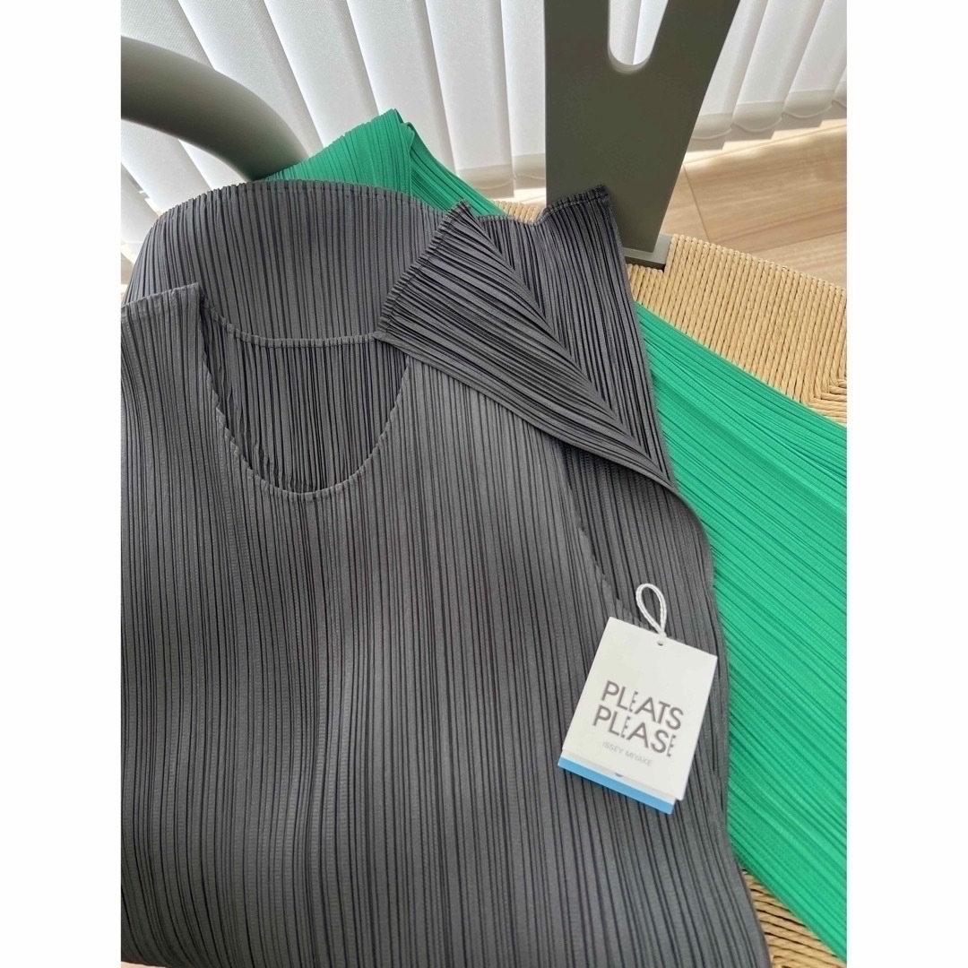 期間限定価格❣️今季【PLEATS PLEASE】ノースリーブチュニック