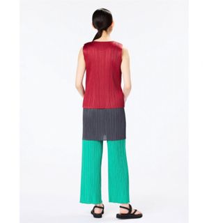 期間限定価格❣️今季【PLEATS PLEASE】ノースリーブチュニック