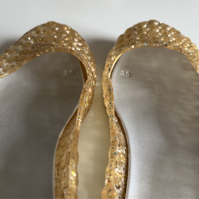 シンデレラガーデン フラットパンプス 24.5cm ゴールド レディースの靴/シューズ(ハイヒール/パンプス)の商品写真