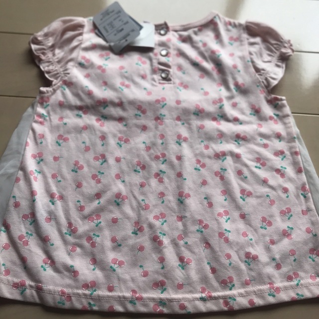 半袖Tシャツ　110 キッズ/ベビー/マタニティのキッズ服女の子用(90cm~)(Tシャツ/カットソー)の商品写真