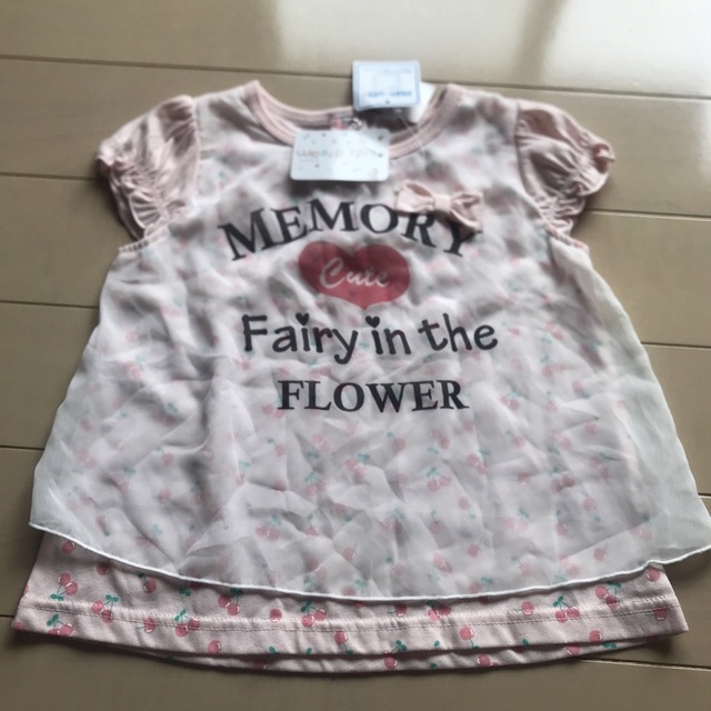 半袖Tシャツ　110 キッズ/ベビー/マタニティのキッズ服女の子用(90cm~)(Tシャツ/カットソー)の商品写真