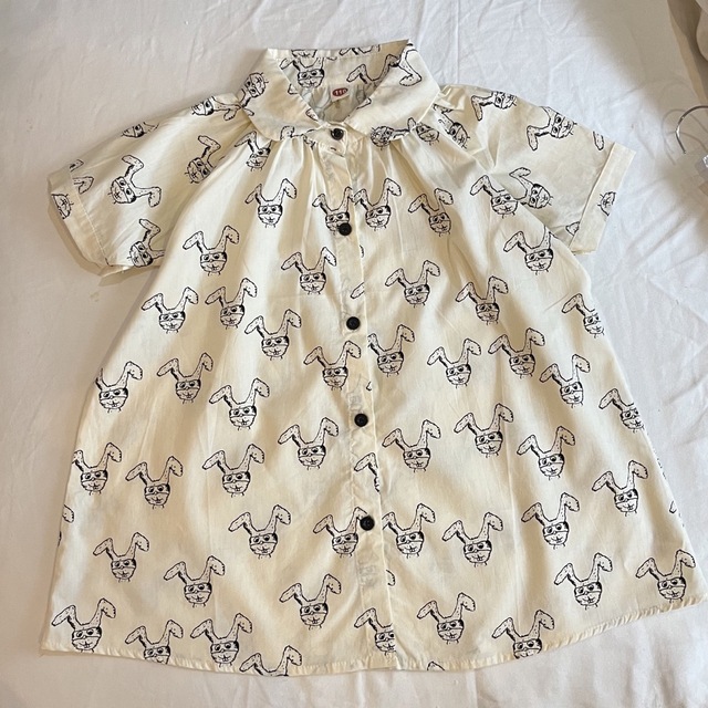 ユニークウサギのワンピース　120cm キッズ/ベビー/マタニティのキッズ服女の子用(90cm~)(ワンピース)の商品写真