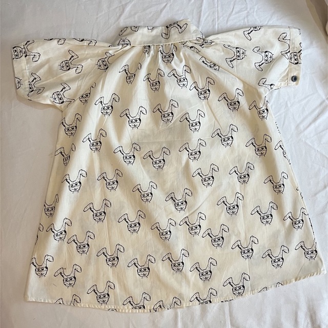 ユニークウサギのワンピース　120cm キッズ/ベビー/マタニティのキッズ服女の子用(90cm~)(ワンピース)の商品写真