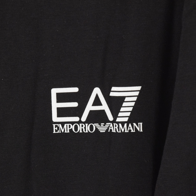 Emporio Armani(エンポリオアルマーニ)のEMPORIO ARMANI エンポリオアルマーニ EA7 フロントロゴプリント ロングスリーブ 長袖Tシャツ ブラック 8NPT55 PJM5Z メンズのトップス(Tシャツ/カットソー(七分/長袖))の商品写真