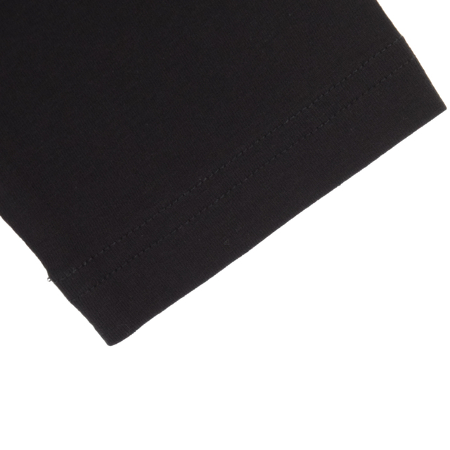 Emporio Armani(エンポリオアルマーニ)のEMPORIO ARMANI エンポリオアルマーニ EA7 フロントロゴプリント ロングスリーブ 長袖Tシャツ ブラック 8NPT55 PJM5Z メンズのトップス(Tシャツ/カットソー(七分/長袖))の商品写真