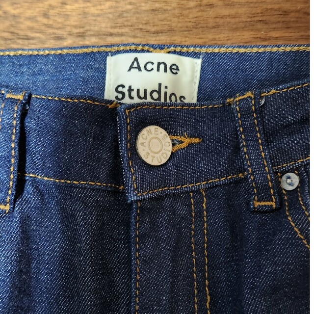 Acne Studios(アクネストゥディオズ)のAcne　Studiosデニム レディースのパンツ(デニム/ジーンズ)の商品写真