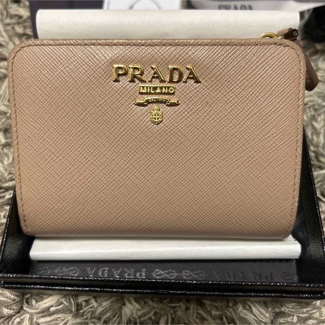 PRADA　プラダピンクベージュcameo　長財布　程度B