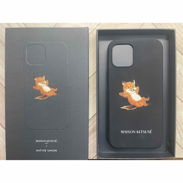 MAISON KITSUNE' - 【超美品】メゾンキツネ iPhone12/12pro ケースの