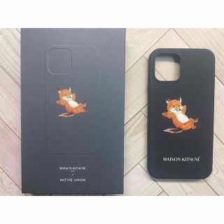 メゾンキツネ(MAISON KITSUNE')の【超美品】メゾンキツネ　iPhone12/12pro ケース(iPhoneケース)