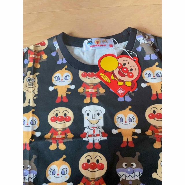 可愛い　アンパンマン　半袖 キッズ/ベビー/マタニティのキッズ服男の子用(90cm~)(Tシャツ/カットソー)の商品写真