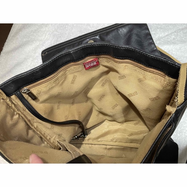 BREE(ブリー)のBREE ショルダーバッグ 革 ブラック メンズのバッグ(ショルダーバッグ)の商品写真