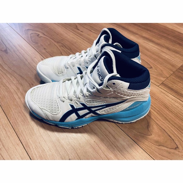 asics(アシックス)の【中古】ASICS DUNKSHOT MB 9  21cm スポーツ/アウトドアのスポーツ/アウトドア その他(バスケットボール)の商品写真