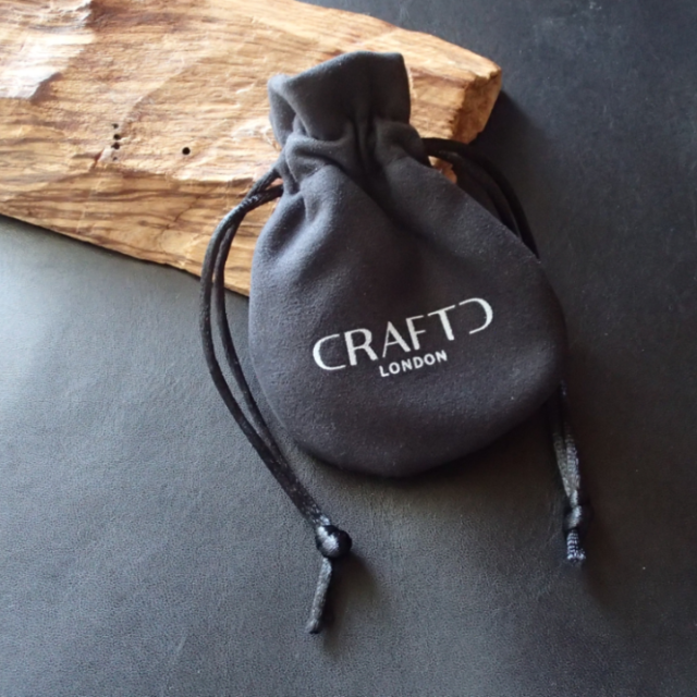 CRAFTD London クラフトロンドン コンパスペンダント シルバー メンズのアクセサリー(ネックレス)の商品写真