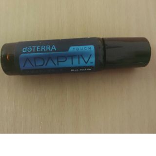 ドテラ　ロールオンタイプのオイル　doterra rollon adaptiv(アロマオイル)