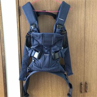 ベビービョルン(BABYBJORN)のベビーキャリア アップリカ コアラ ウルトラメッシュ ブラック(抱っこひも/おんぶひも)