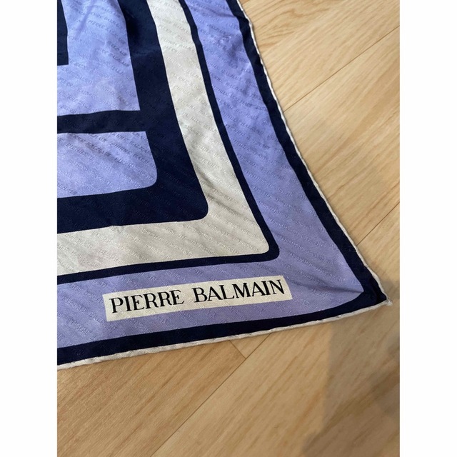 Pierre Balmain(ピエールバルマン)のピエールバルマン　スカーフ　 レディースのファッション小物(バンダナ/スカーフ)の商品写真