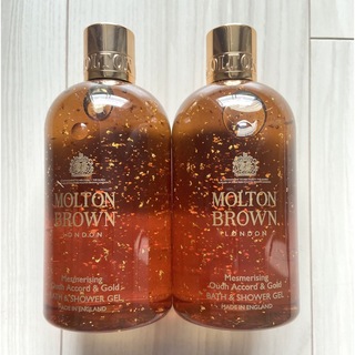 モルトンブラウン(MOLTON BROWN)の新品未使用モルトンブラウン ウードアコード＆ゴールド バス&シャワージェル 2点(ボディソープ/石鹸)
