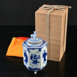 九谷焼　古九谷　染付　山水人物文　六角香炉　時代箱付　V　R5819(陶芸)