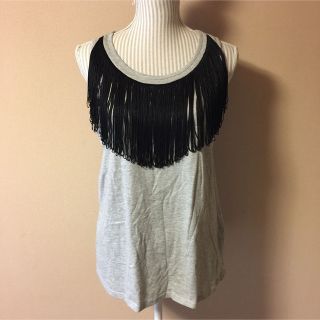 トップショップ(TOPSHOP)の【新品】TOP SHOP.フリンジ ノースリーブ(タンクトップ)