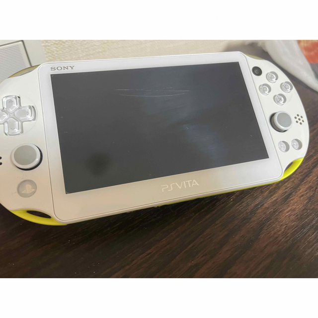 PlayStationVITA 本体携帯用ゲーム機本体