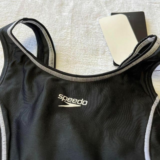 SPEEDO(スピード)の新品 スピード スクール水着 セパレート 黒　キッズ　女児　130 キッズ/ベビー/マタニティのキッズ服女の子用(90cm~)(水着)の商品写真